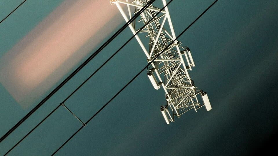 Statistical Inference: Drawing Conclusions from Data - Complete Guide with Estimation & Hypothesis Testing